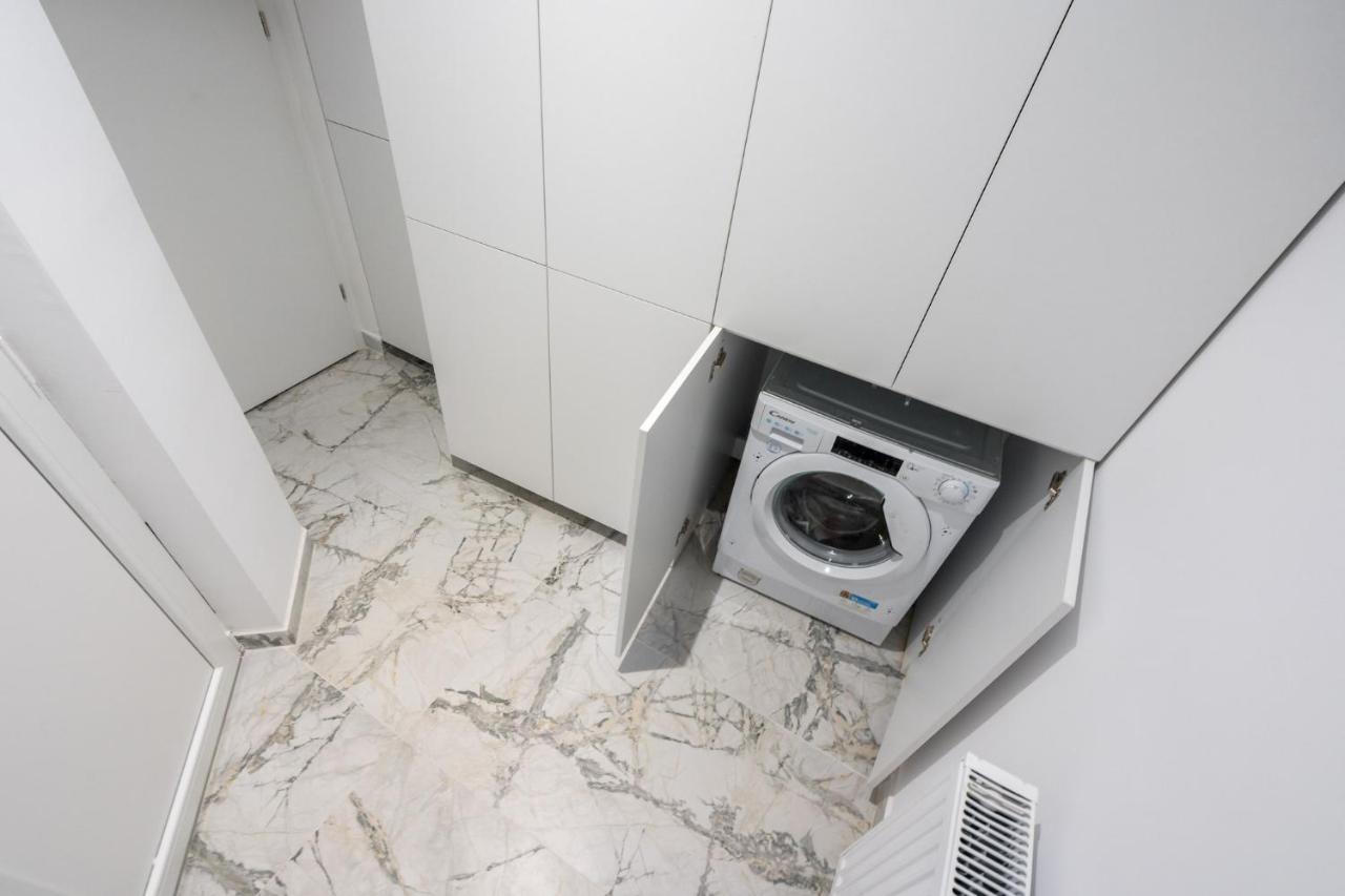 Crystal 3Bdr Apartment In Center ブカレスト エクステリア 写真