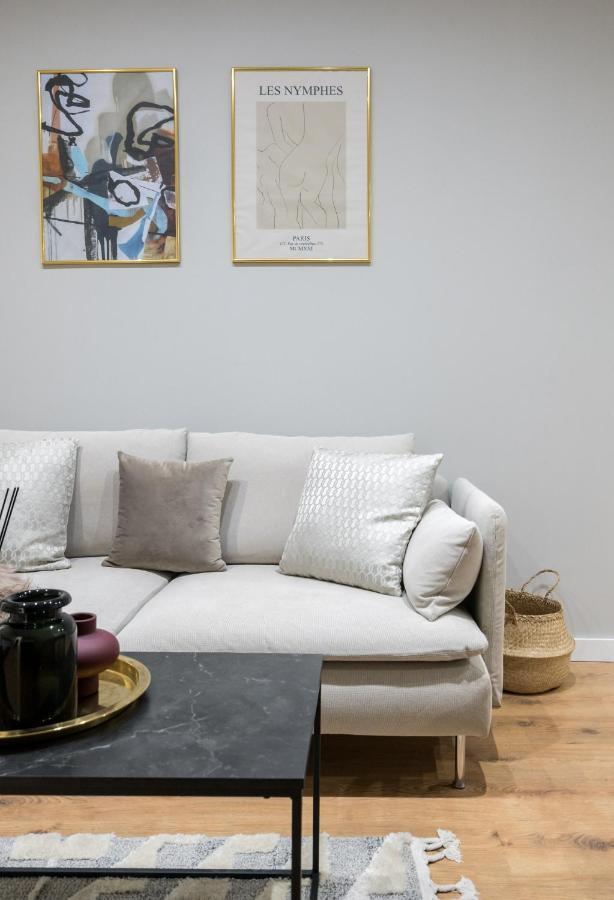 Crystal 3Bdr Apartment In Center ブカレスト エクステリア 写真