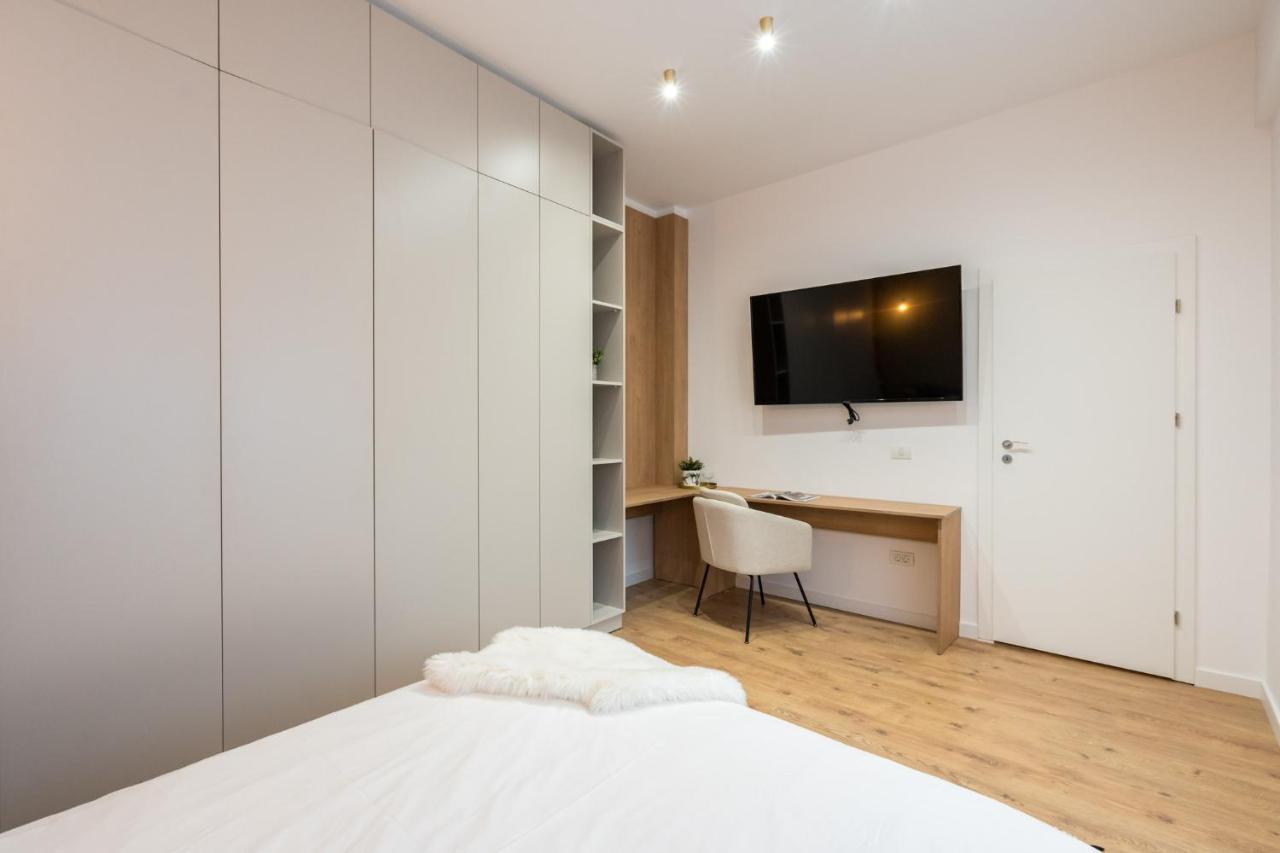 Crystal 3Bdr Apartment In Center ブカレスト エクステリア 写真
