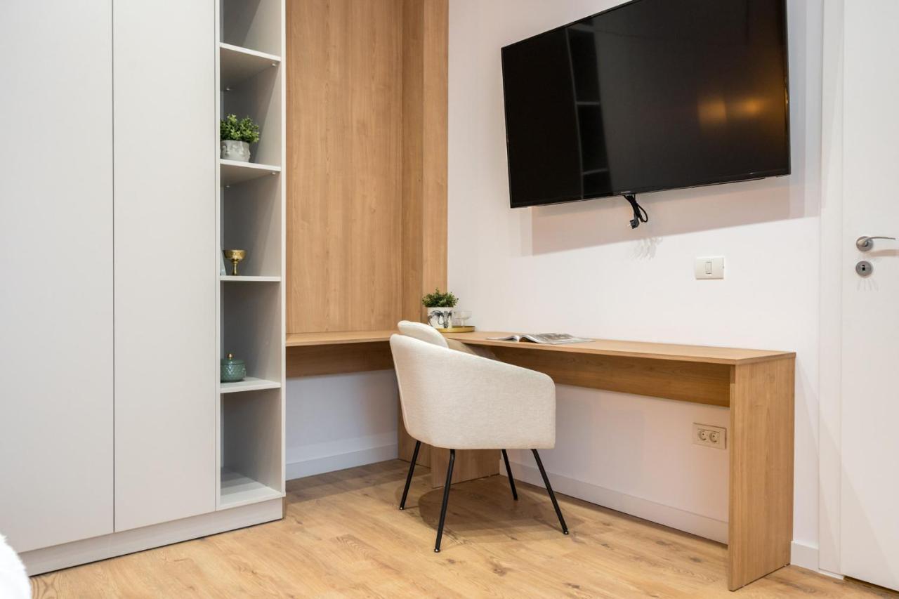 Crystal 3Bdr Apartment In Center ブカレスト エクステリア 写真