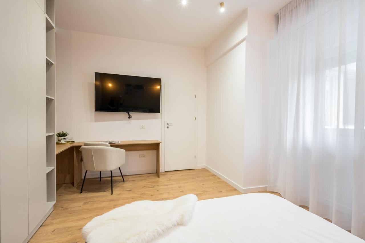 Crystal 3Bdr Apartment In Center ブカレスト エクステリア 写真