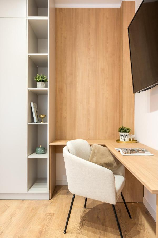 Crystal 3Bdr Apartment In Center ブカレスト エクステリア 写真