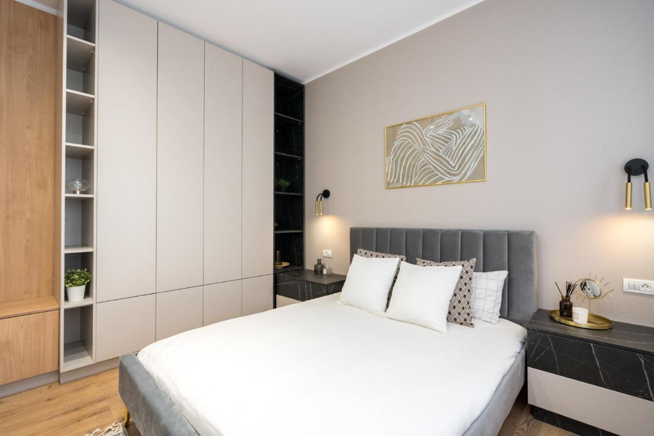 Crystal 3Bdr Apartment In Center ブカレスト エクステリア 写真