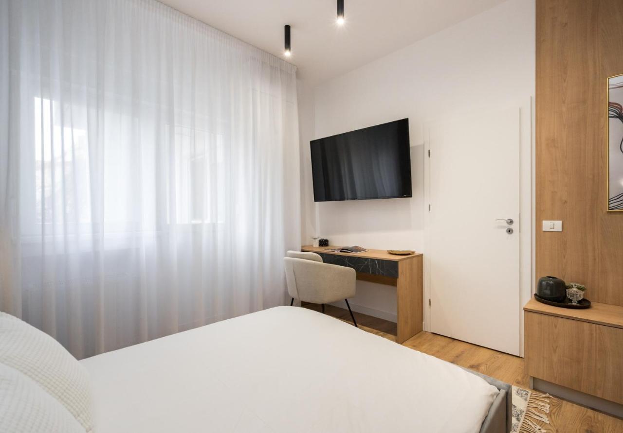 Crystal 3Bdr Apartment In Center ブカレスト エクステリア 写真