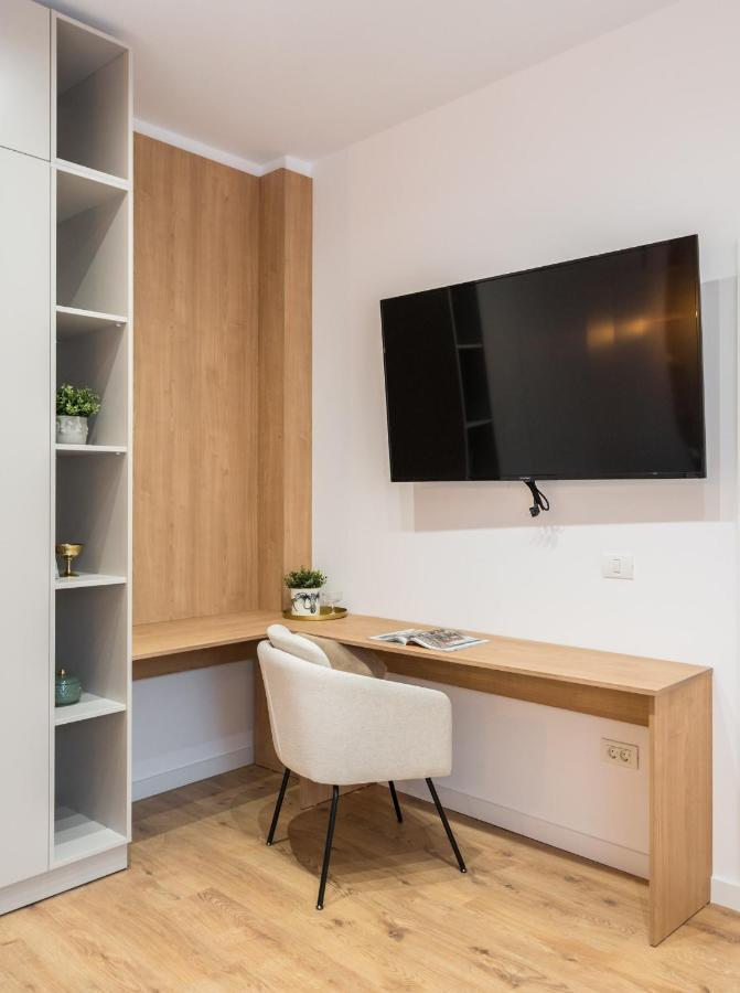 Crystal 3Bdr Apartment In Center ブカレスト エクステリア 写真